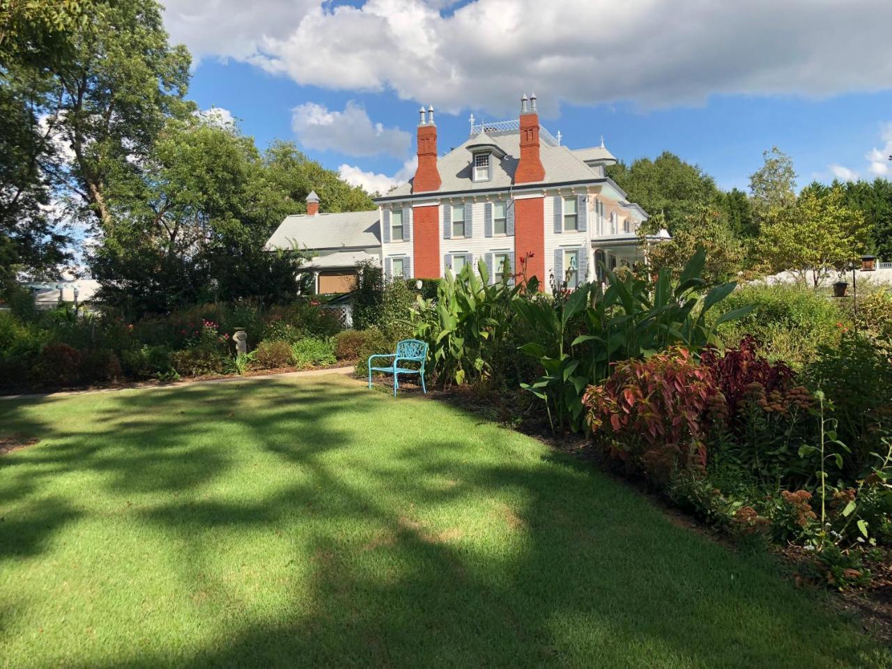 Highgate Estate & Gardens Bed and Breakfast Greensboro Buitenkant foto